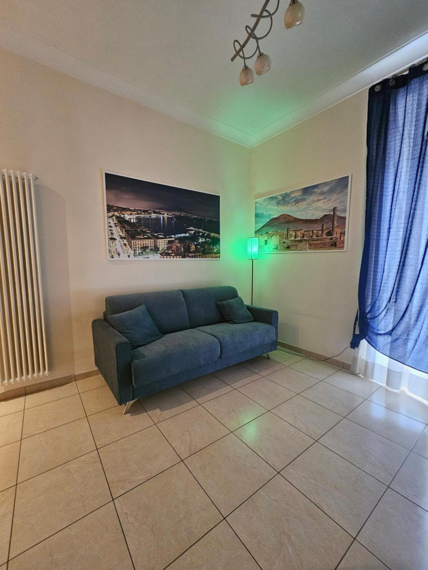 Vomero Inn Napels Buitenkant foto